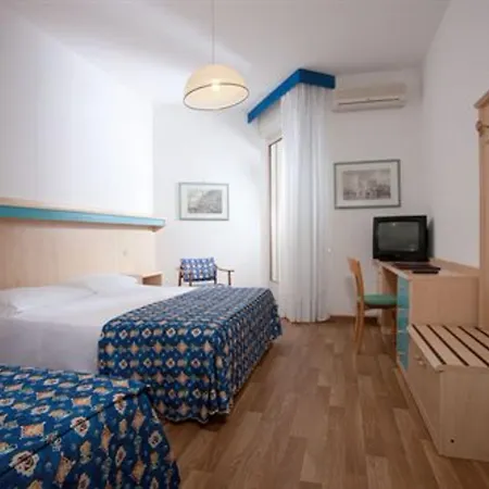 Hotel Vegas 3*